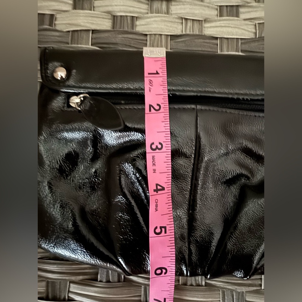 NWT Coach Black Patent Leather Wristlet Clutch Bag w/ Card Slots & Blue Lining - Picture 8 of 11